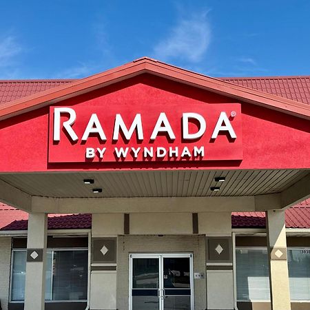 Ramada By Wyndham Lumberton Hotel Eksteriør billede