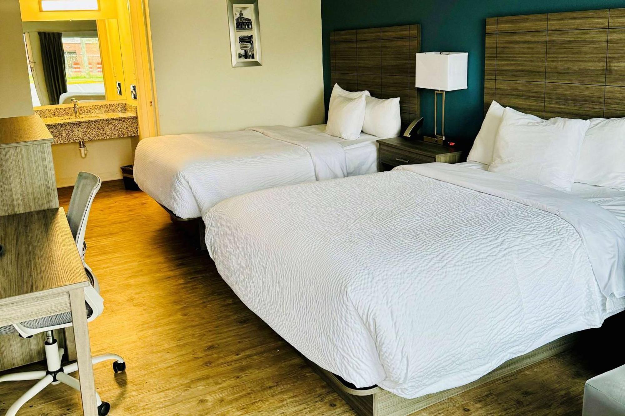 Ramada By Wyndham Lumberton Hotel Eksteriør billede